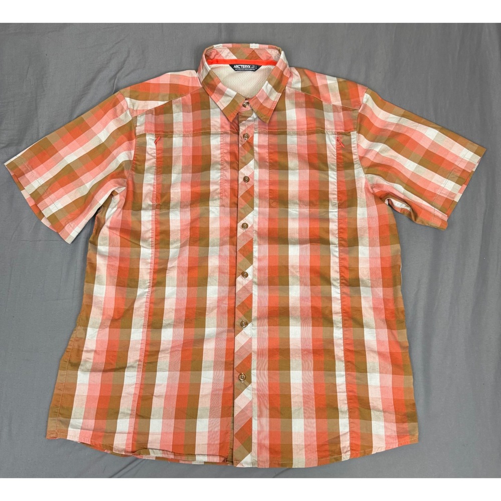 Arcteryx Mens Large Short Sleeve Plaid Button Up Shirt Orange Brown Casual